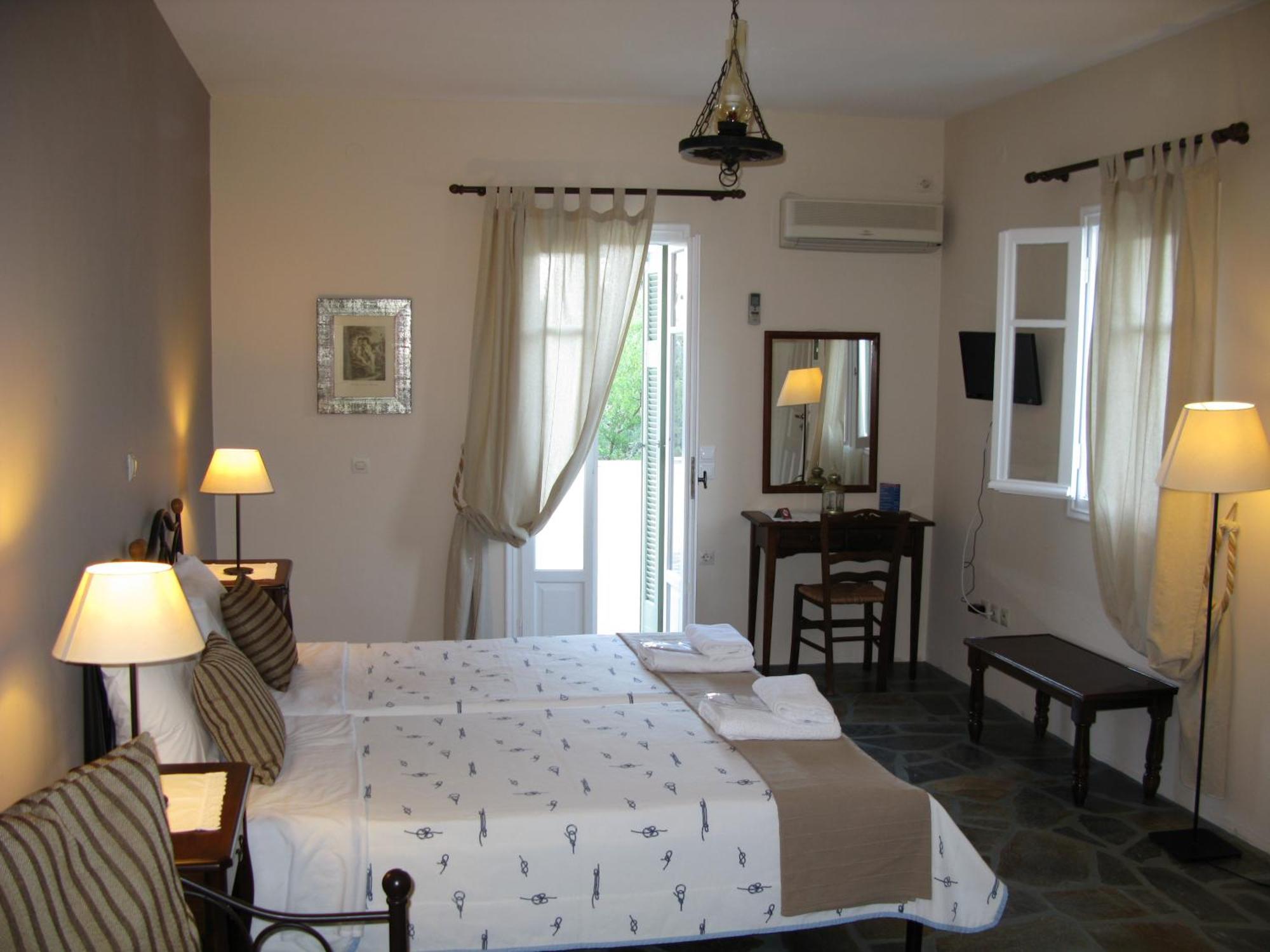 Saint Louis Aparthotel Ándros Cameră foto